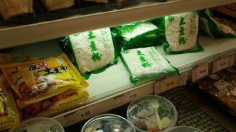 焦作市百货大楼销售不合格食品屡次被通报，日用百货业务需强化监管